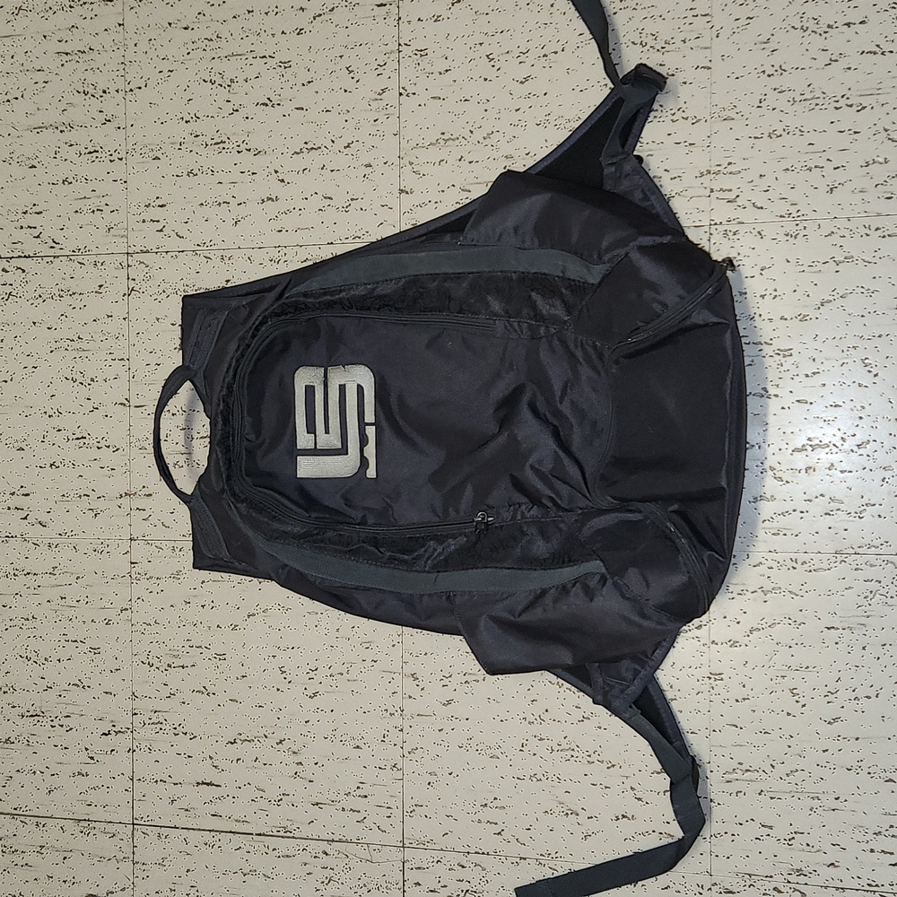 Nike Lebron James Embroidered Big Logo Back Pack Bag Vintage Y2K Black And Grey